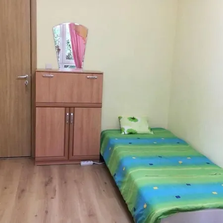 Апартаменты С Видом На Сад *